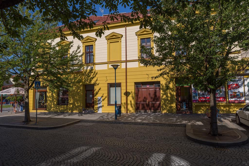 Penzion Longus Kyjov  Esterno foto